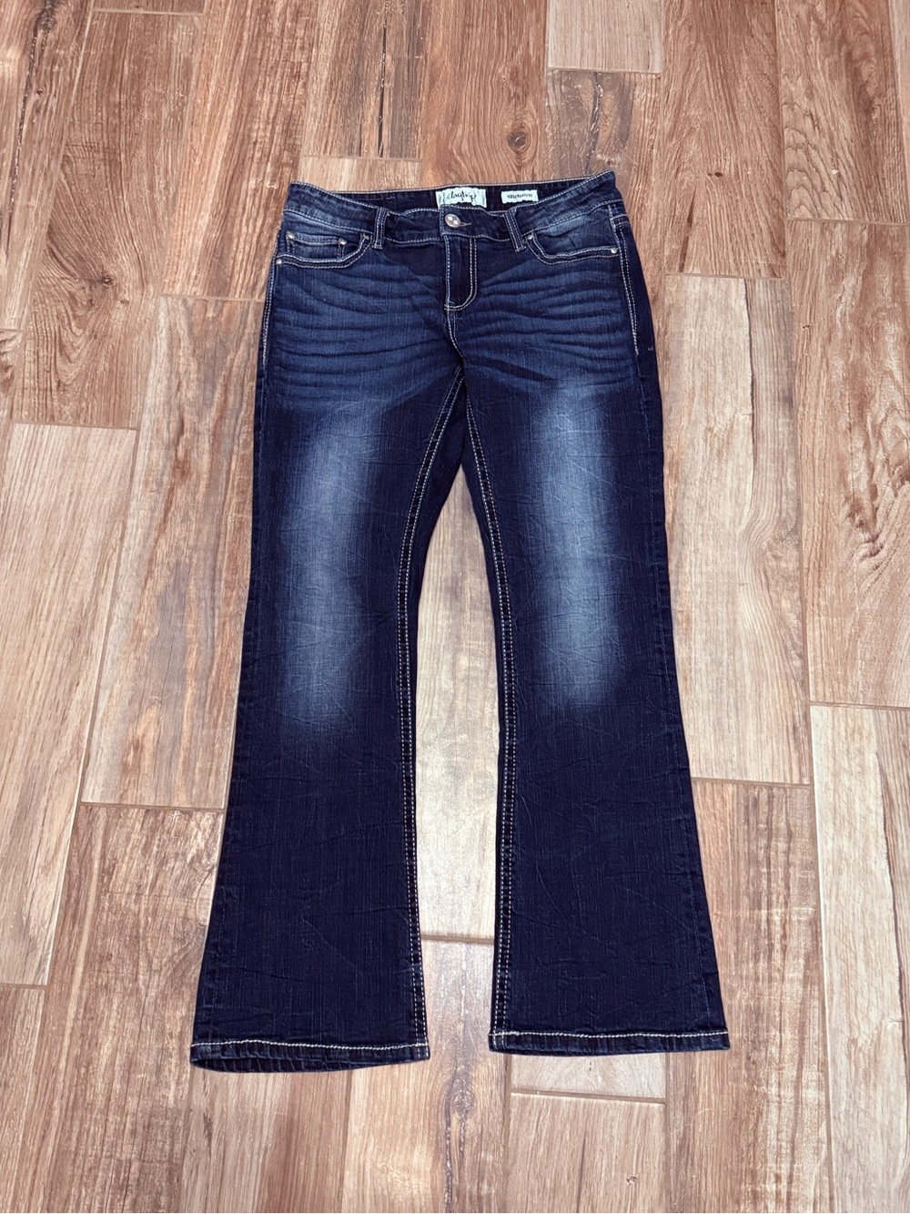 Buckle DayTrip Virgo Bootcut Jeans